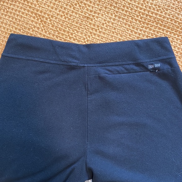 Women’s Black The North Face TKA 100 Microvelour Straight Leg (Size: Medium) - Picture 5 of 5